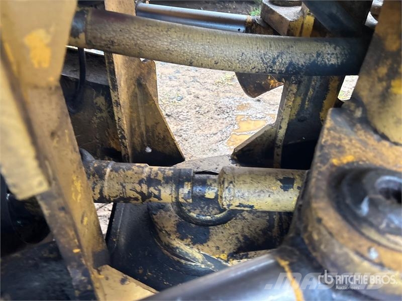 Volvo L180 Wheel Loader (Inoperable) Iekrāvēji uz riteņiem