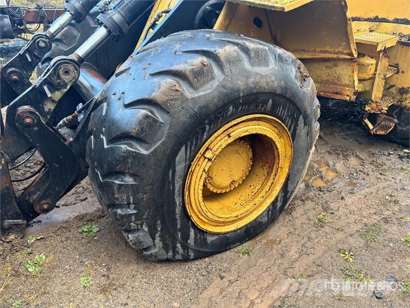 Volvo L180 Wheel Loader (Inoperable) Iekrāvēji uz riteņiem