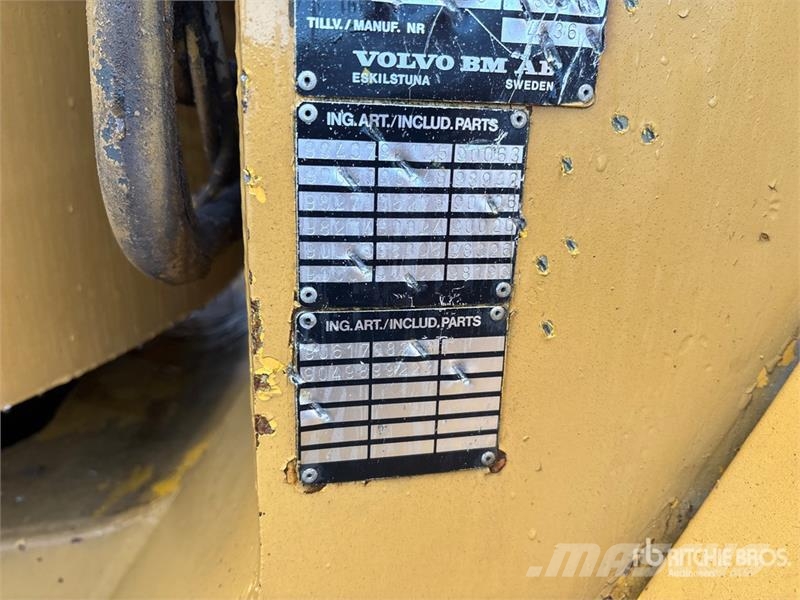 Volvo L180 Wheel Loader (Inoperable) Iekrāvēji uz riteņiem