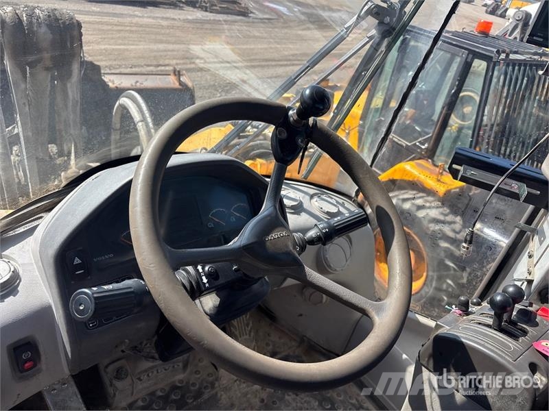 Volvo L180F Wheel Loader (Inoperable) Gumikerekes homlokrakodók
