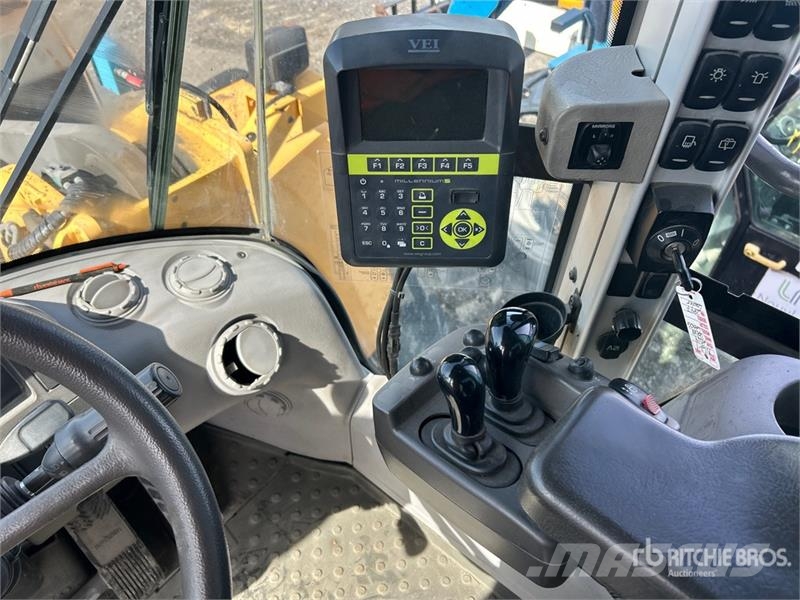 Volvo L220G Wheel Loader Cargadoras sobre ruedas