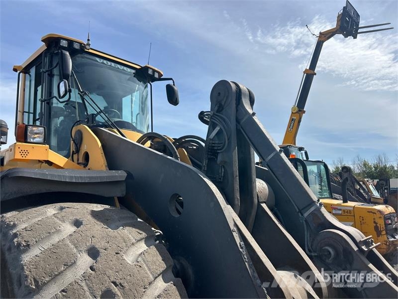 Volvo L220G Wheel Loader Cargadoras sobre ruedas