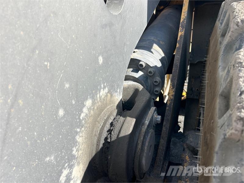 Volvo L220G Wheel Loader Cargadoras sobre ruedas