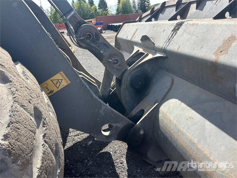 Volvo L220G Wheel Loader Cargadoras sobre ruedas