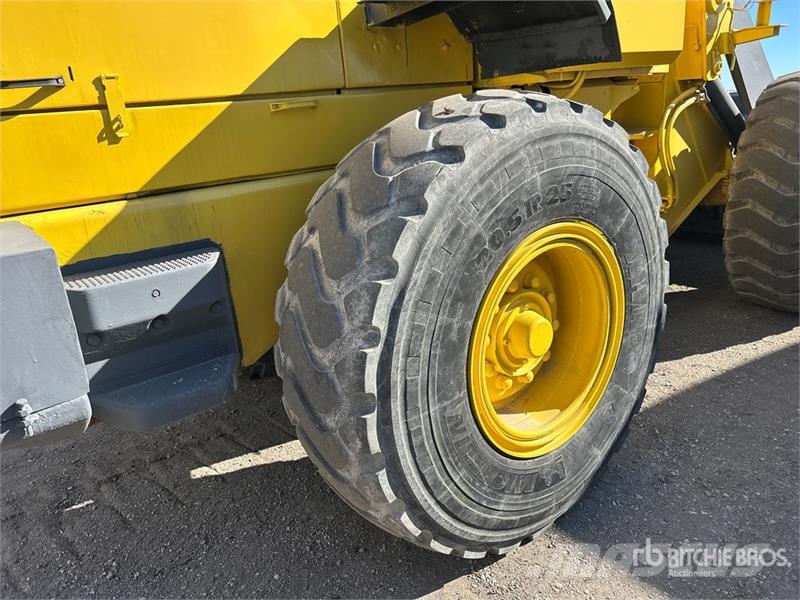 Volvo L70C لوادر بعجل
