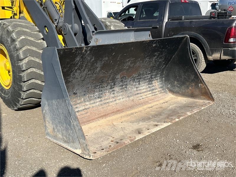 Volvo L70C لوادر بعجل
