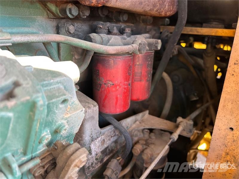 Volvo L70C لوادر بعجل