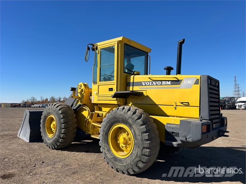 Volvo L70C لوادر بعجل