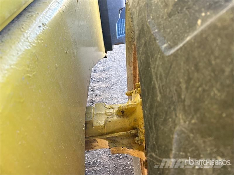 Volvo L70C لوادر بعجل
