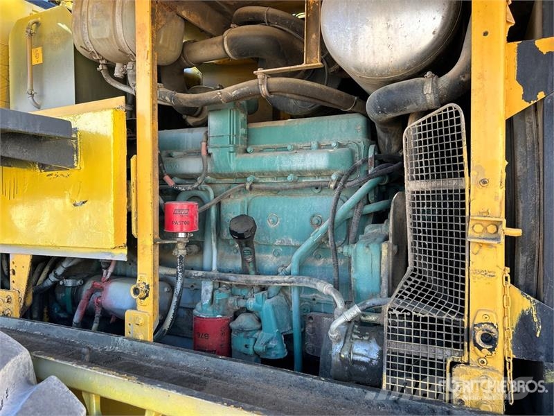 Volvo L70C لوادر بعجل