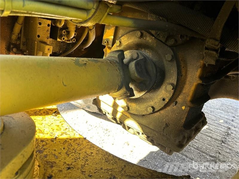 Volvo L70C لوادر بعجل