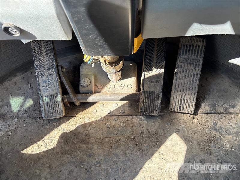 Volvo L90E Фронтальные погрузчики