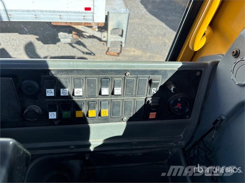 Volvo L90E Фронтальные погрузчики