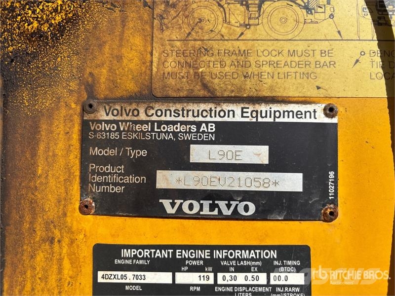 Volvo L90E Фронтальные погрузчики
