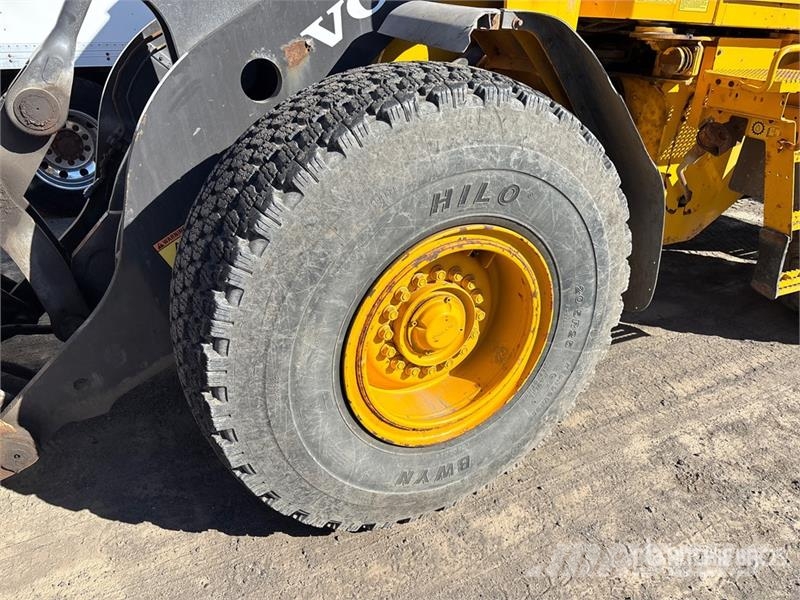 Volvo L90E Фронтальные погрузчики