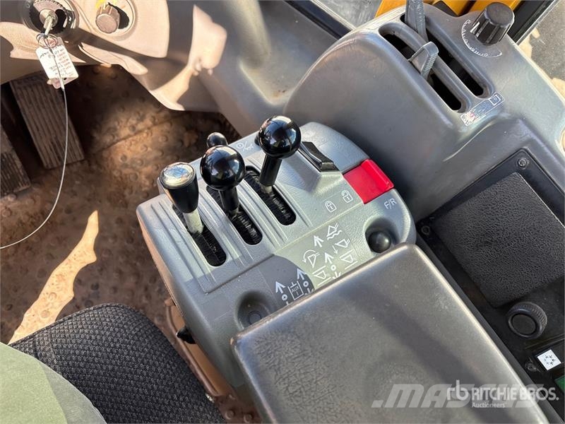 Volvo L90E Фронтальные погрузчики