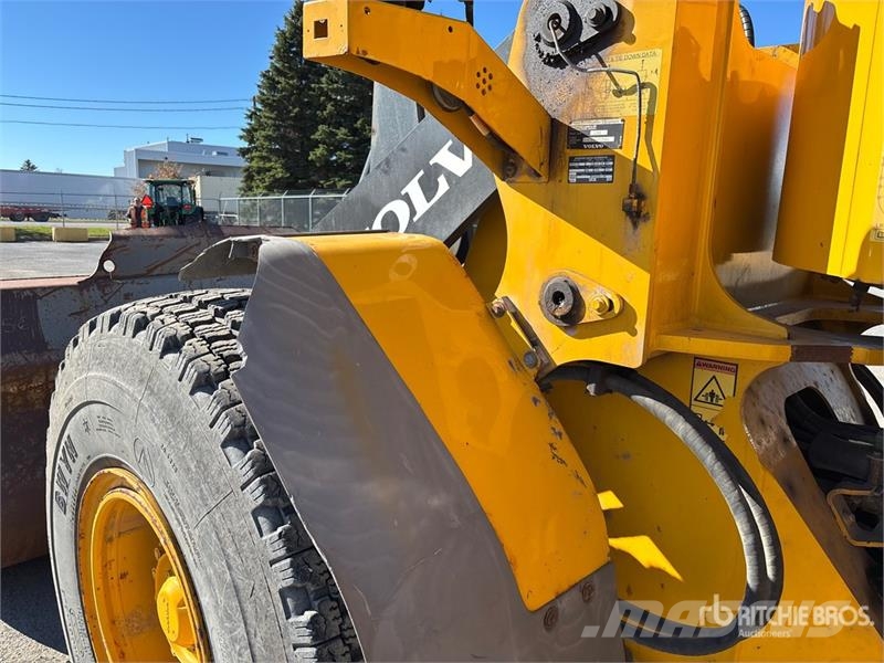 Volvo L90E Фронтальные погрузчики