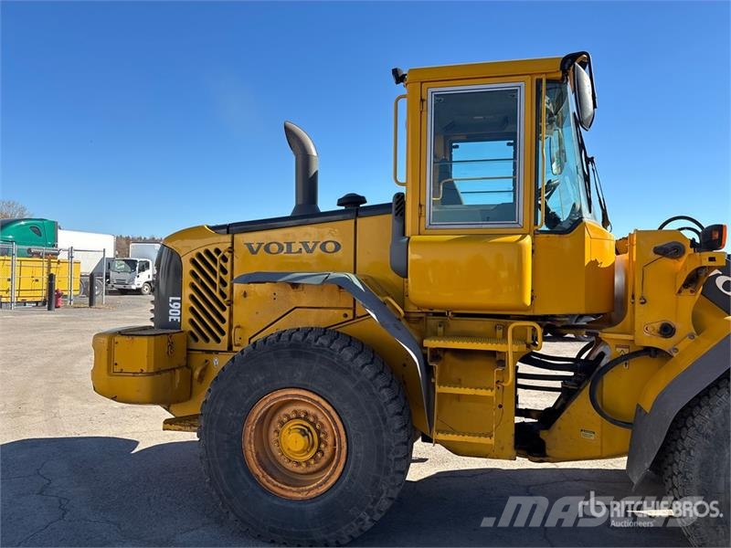 Volvo L90E Фронтальные погрузчики