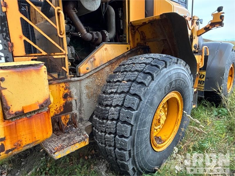 Volvo L90F Wheel Loader Radlader