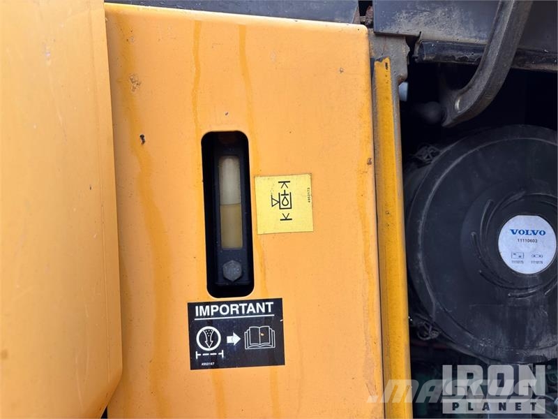 Volvo L90F Wheel Loader Radlader