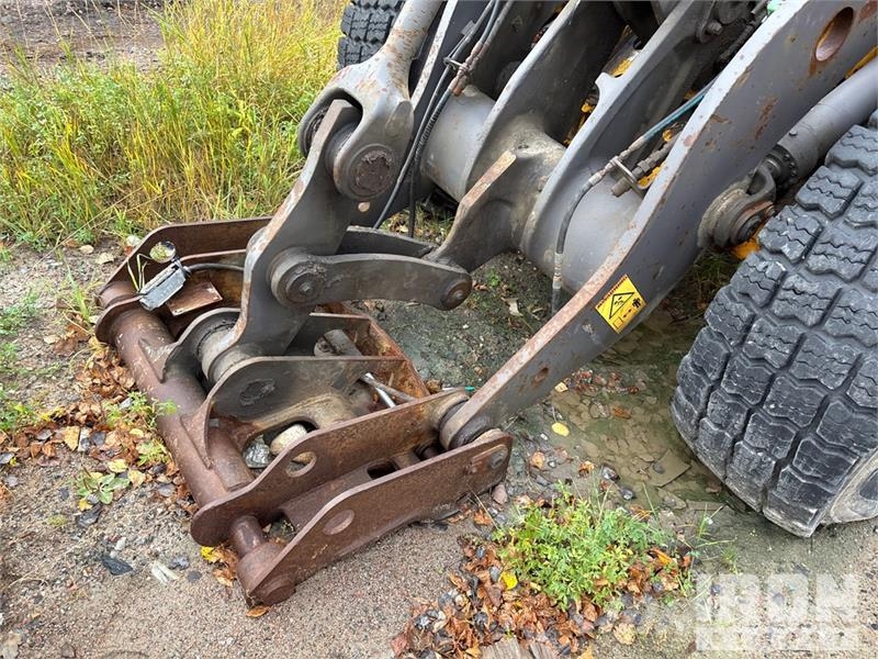 Volvo L90F Wheel Loader Radlader