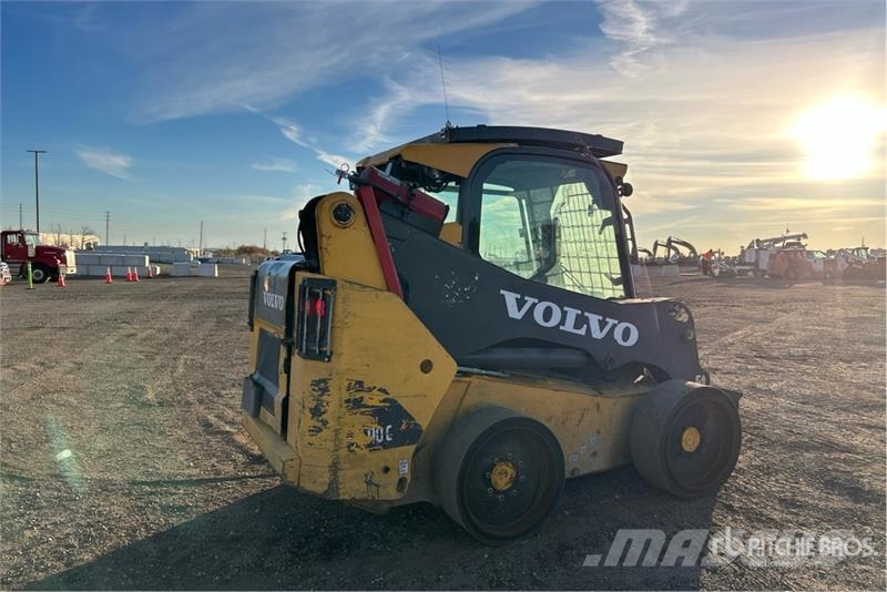 Volvo MC110C Two-Speed Skid Steer Loader لوادر انزلاقية التوجيه