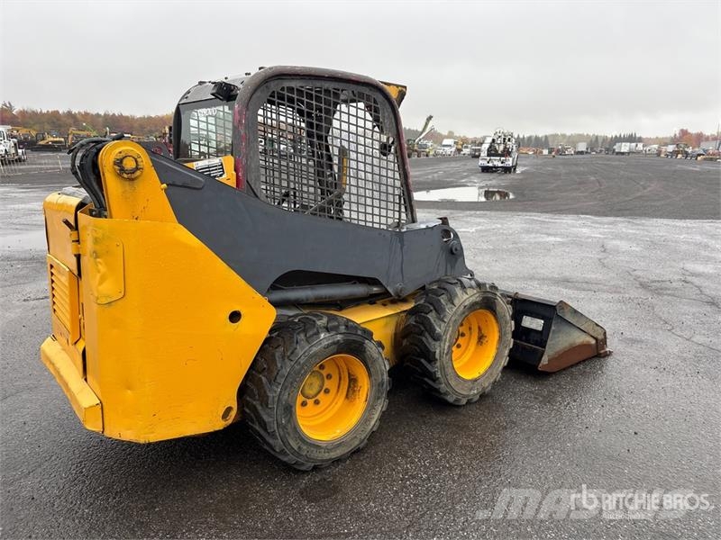 Volvo MC60C T4 Skid Steer Loader لوادر انزلاقية التوجيه