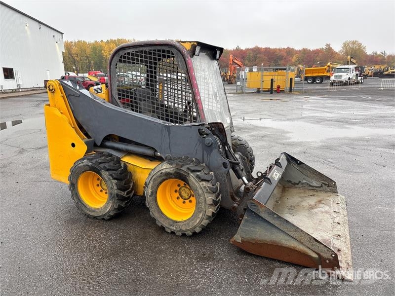 Volvo MC60C T4 Skid Steer Loader لوادر انزلاقية التوجيه
