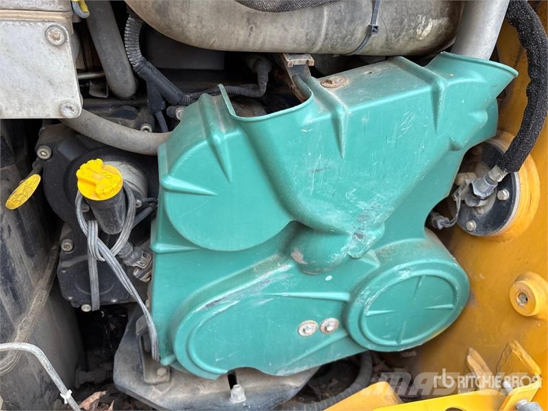 Volvo MC60C T4 Skid Steer Loader لوادر انزلاقية التوجيه