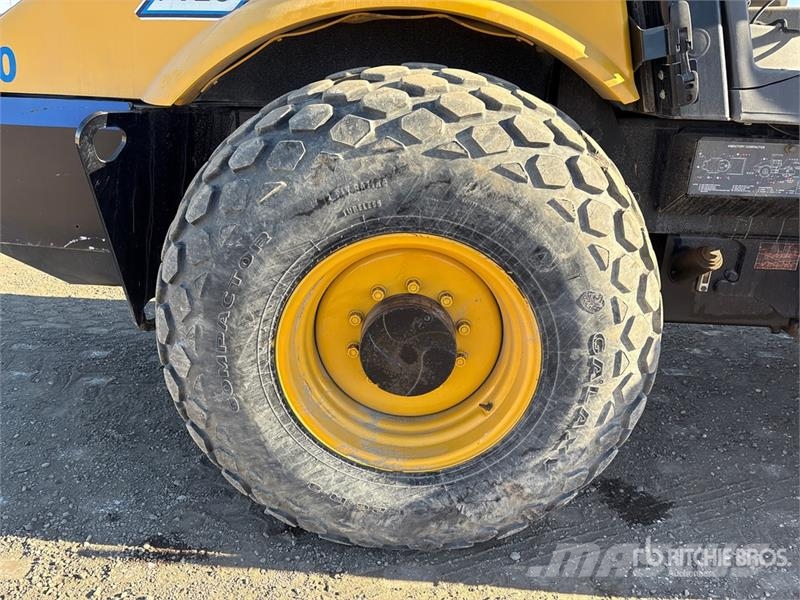 Volvo SD100D Padfoot Drum Compactor Single drum rollers