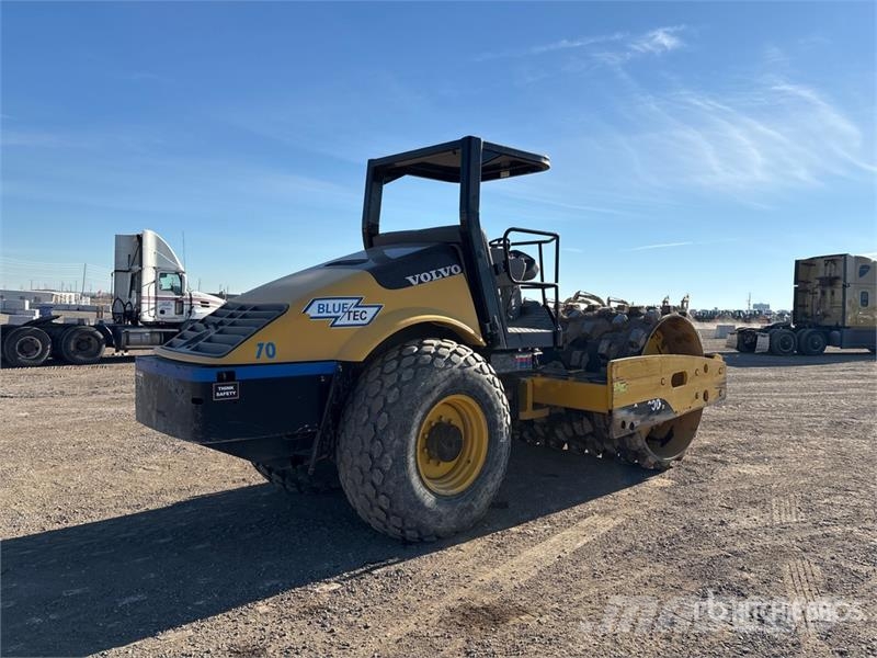 Volvo SD100D Padfoot Drum Compactor Single drum rollers