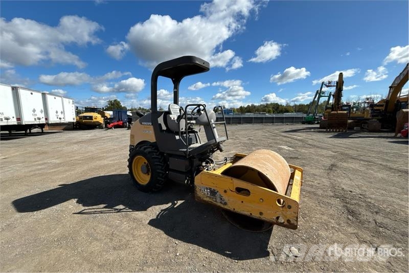 Volvo SD45 Smooth Drum Compactor Walce jednobębnowe