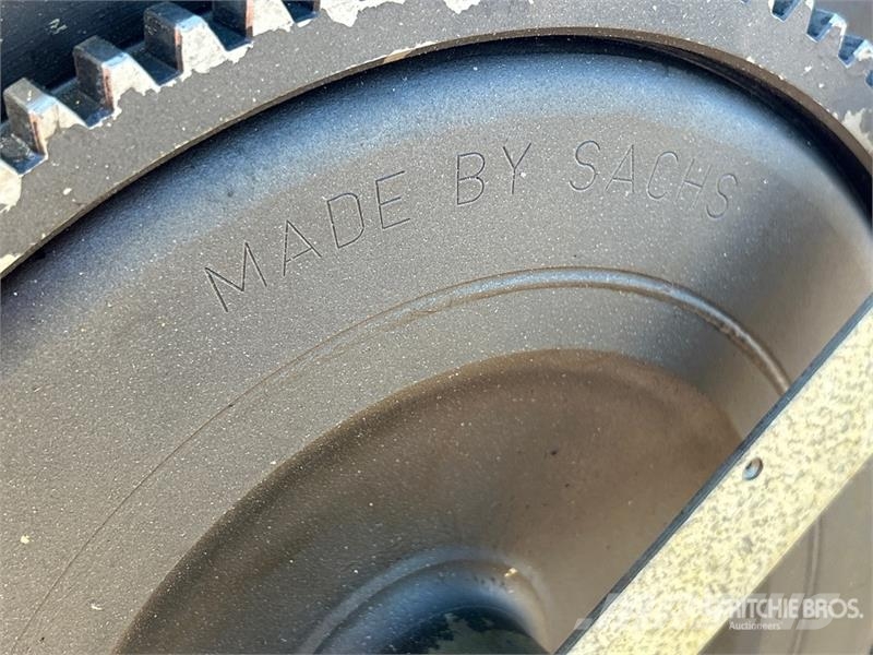 Volvo Transmission - Fits Volvo 150G Wheel Loader 225911 Menjači