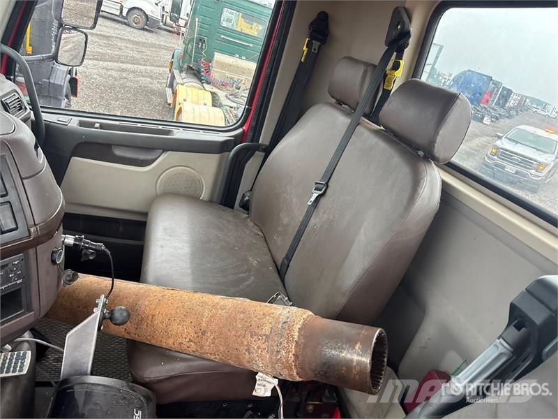 Volvo VHD 驾驶室与内部