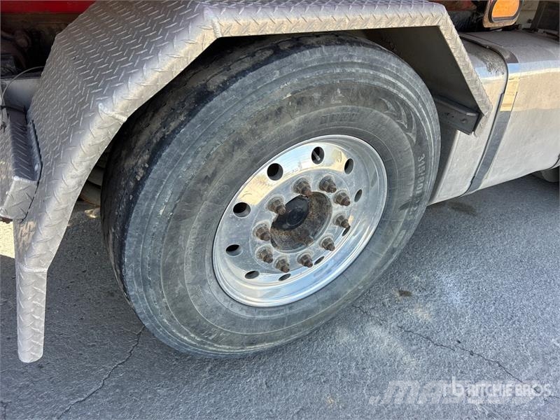 Volvo VHD Caminhões basculantes