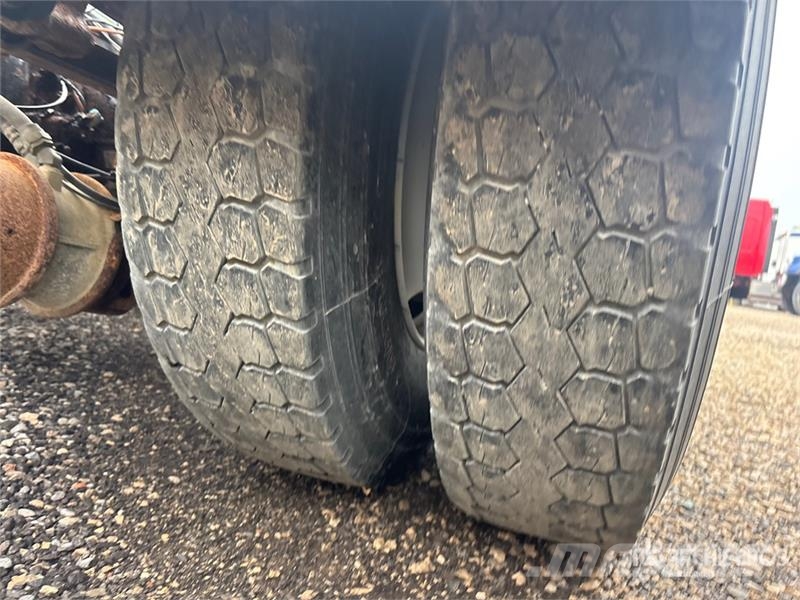 Volvo VHD 驾驶室与内部