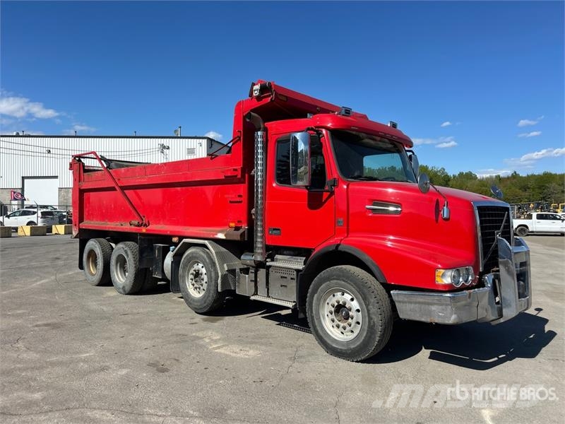 Volvo VHD Caminhões basculantes