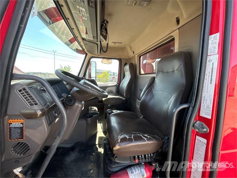 Volvo VHD Caminhões basculantes