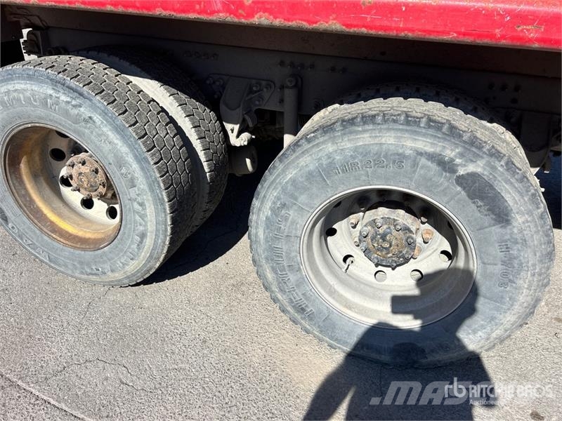 Volvo VHD Caminhões basculantes