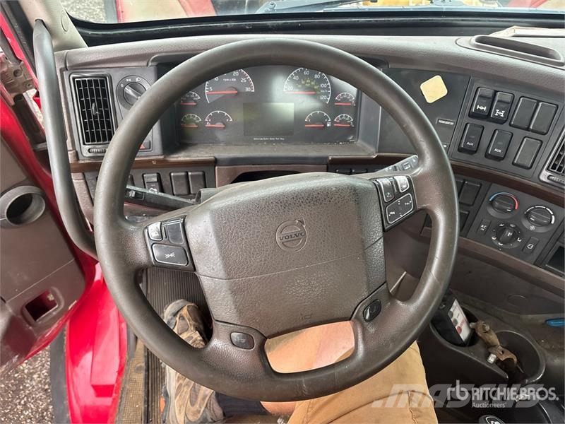 Volvo VHD 驾驶室与内部