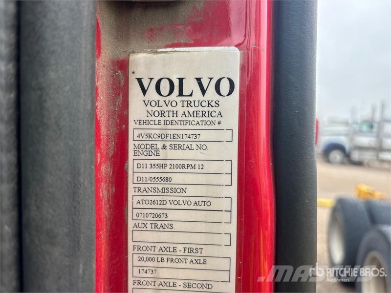 Volvo VHD 驾驶室与内部