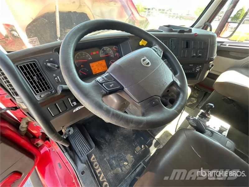 Volvo VHD Caminhões basculantes
