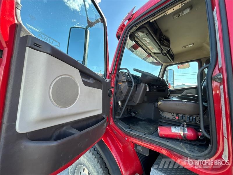 Volvo VHD Caminhões basculantes