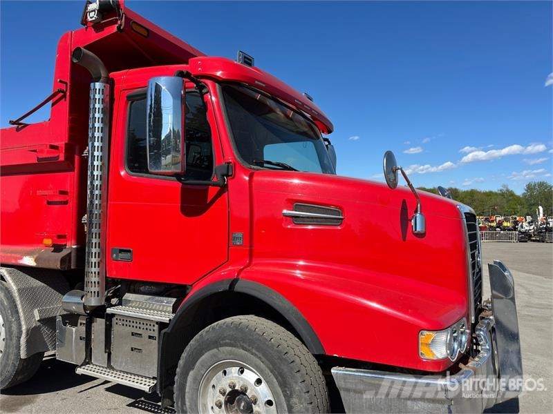 Volvo VHD Caminhões basculantes