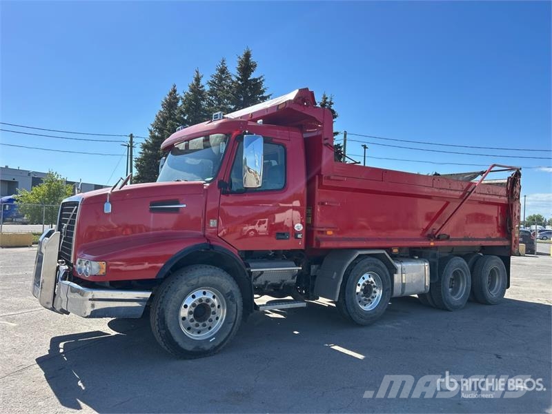 Volvo VHD Caminhões basculantes