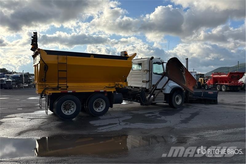Volvo VHD Kommunal-Sonderfahrzeuge
