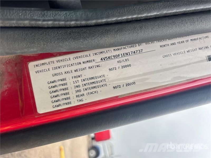 Volvo VHD 驾驶室与内部
