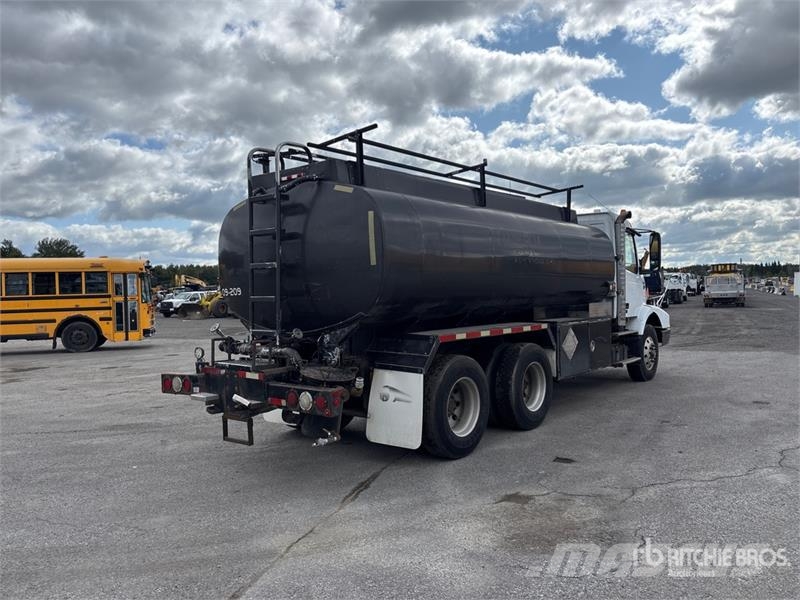 Volvo VHD 6x4 Tanker Truck Tsisternveokid