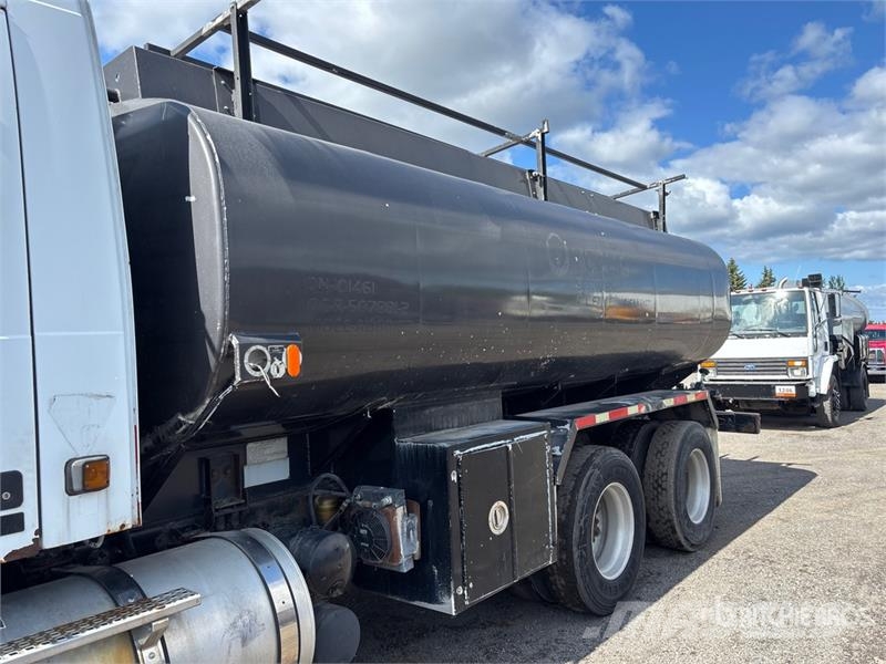 Volvo VHD 6x4 Tanker Truck Tsisternveokid