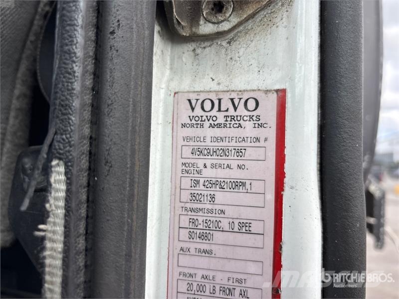 Volvo VHD 6x4 Tanker Truck Tsisternveokid
